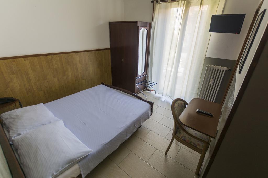 Hotel Besso Lugano Center ห้อง รูปภาพ