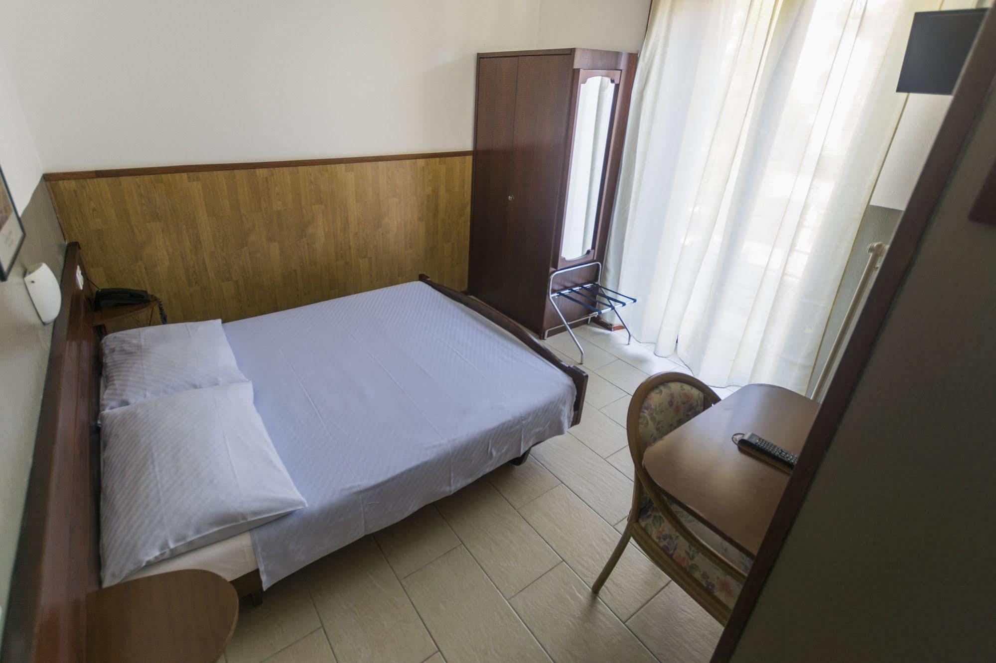 Hotel Besso Lugano Center ภายนอก รูปภาพ