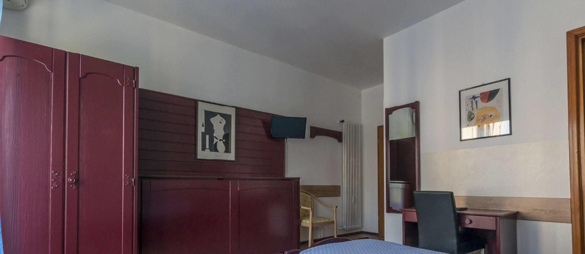 Hotel Besso Lugano Center ภายนอก รูปภาพ